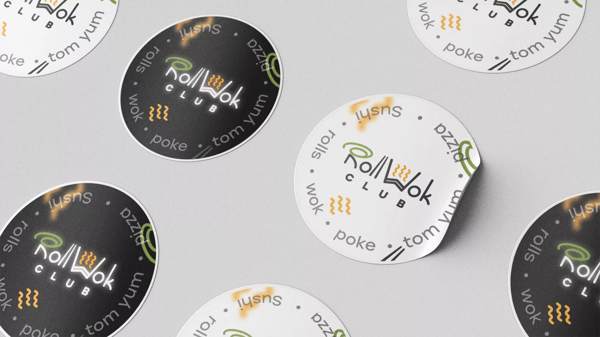 Разработка наклеек для суши-бара «Roll Wok Club» в Назрани